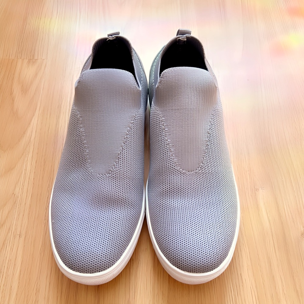 Blondo waterproof sneakers grey